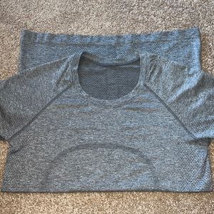 Grey lululemon swiftly tech short sleeve